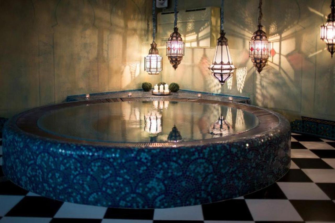 Apvalaus Stalo Klubas Gastro & Spa Hotel Тракай Экстерьер фото