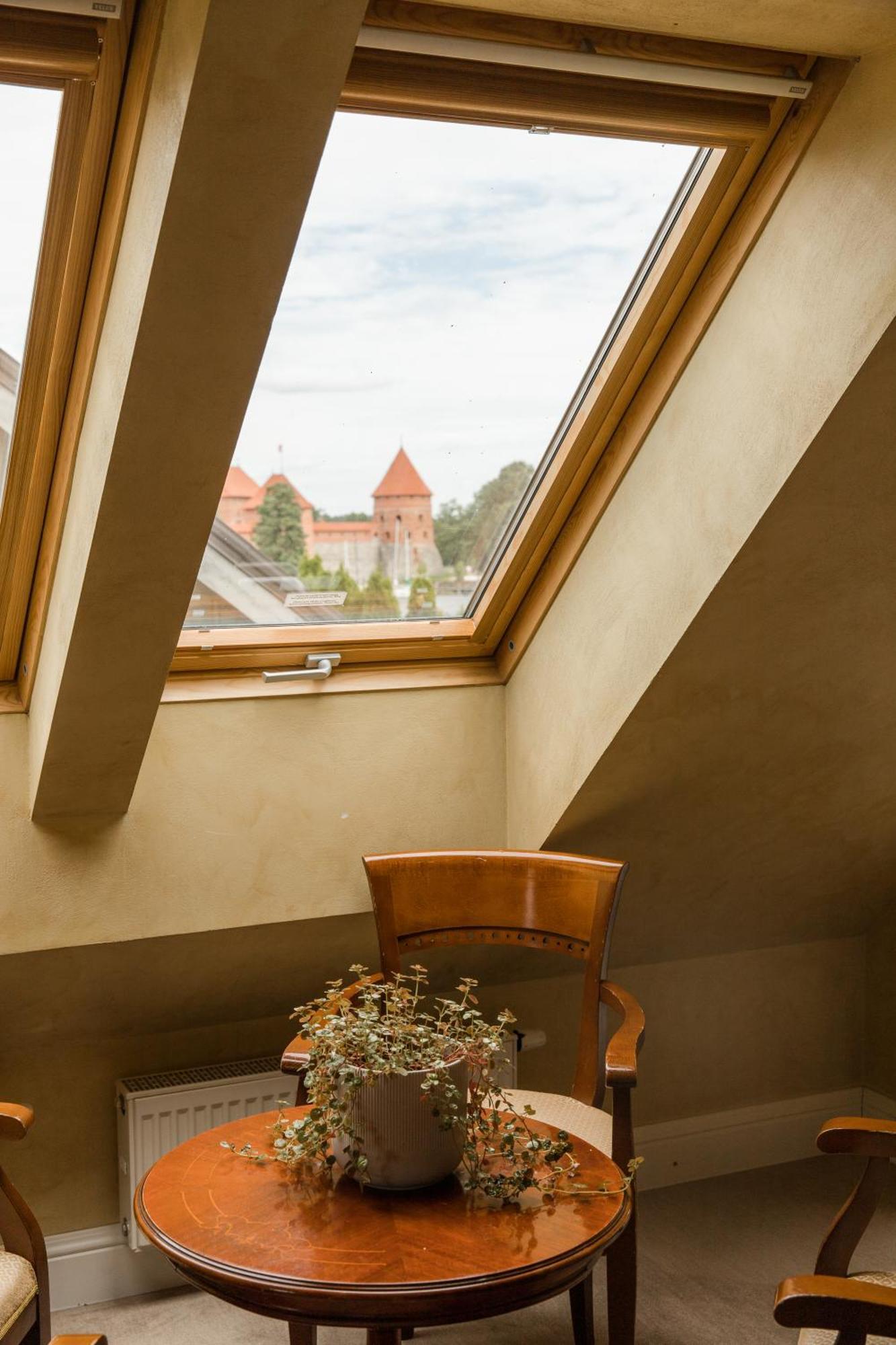 Apvalaus Stalo Klubas Gastro & Spa Hotel Тракай Номер фото
