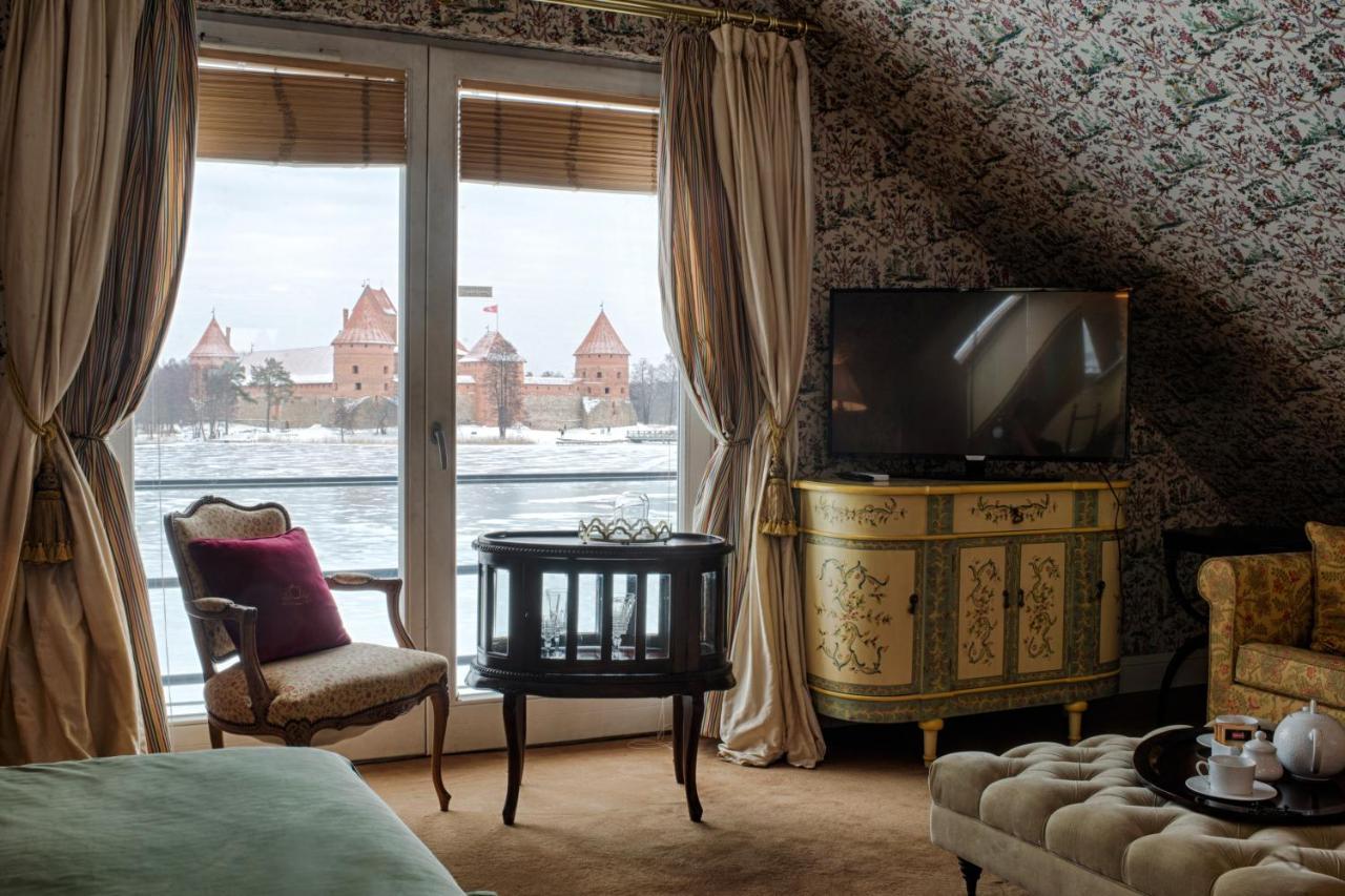 Apvalaus Stalo Klubas Gastro & Spa Hotel Тракай Экстерьер фото